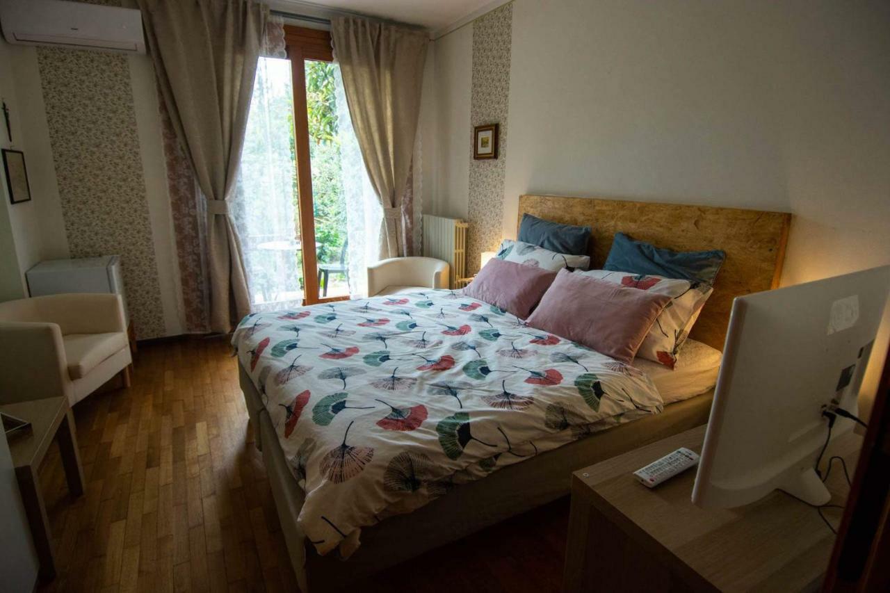 Bed and Breakfast El Rincon Del Artista Soiano Del Lago Exterior foto