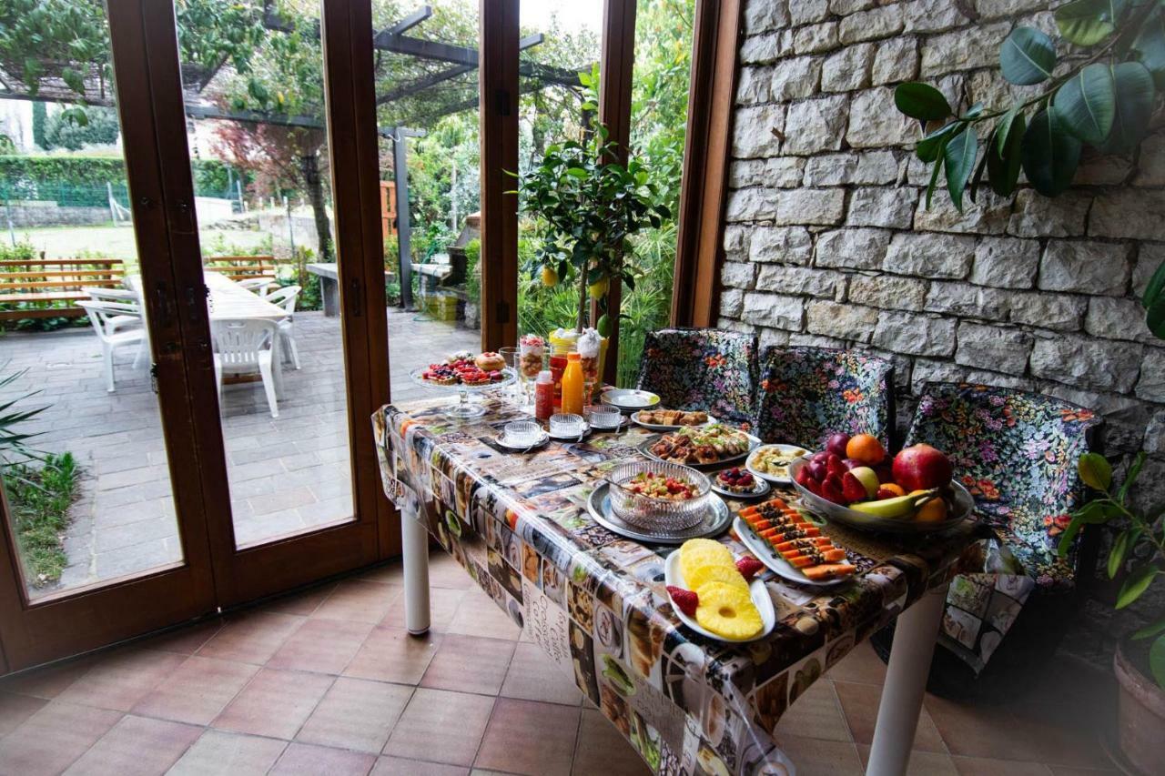 Bed and Breakfast El Rincon Del Artista Soiano Del Lago Exterior foto