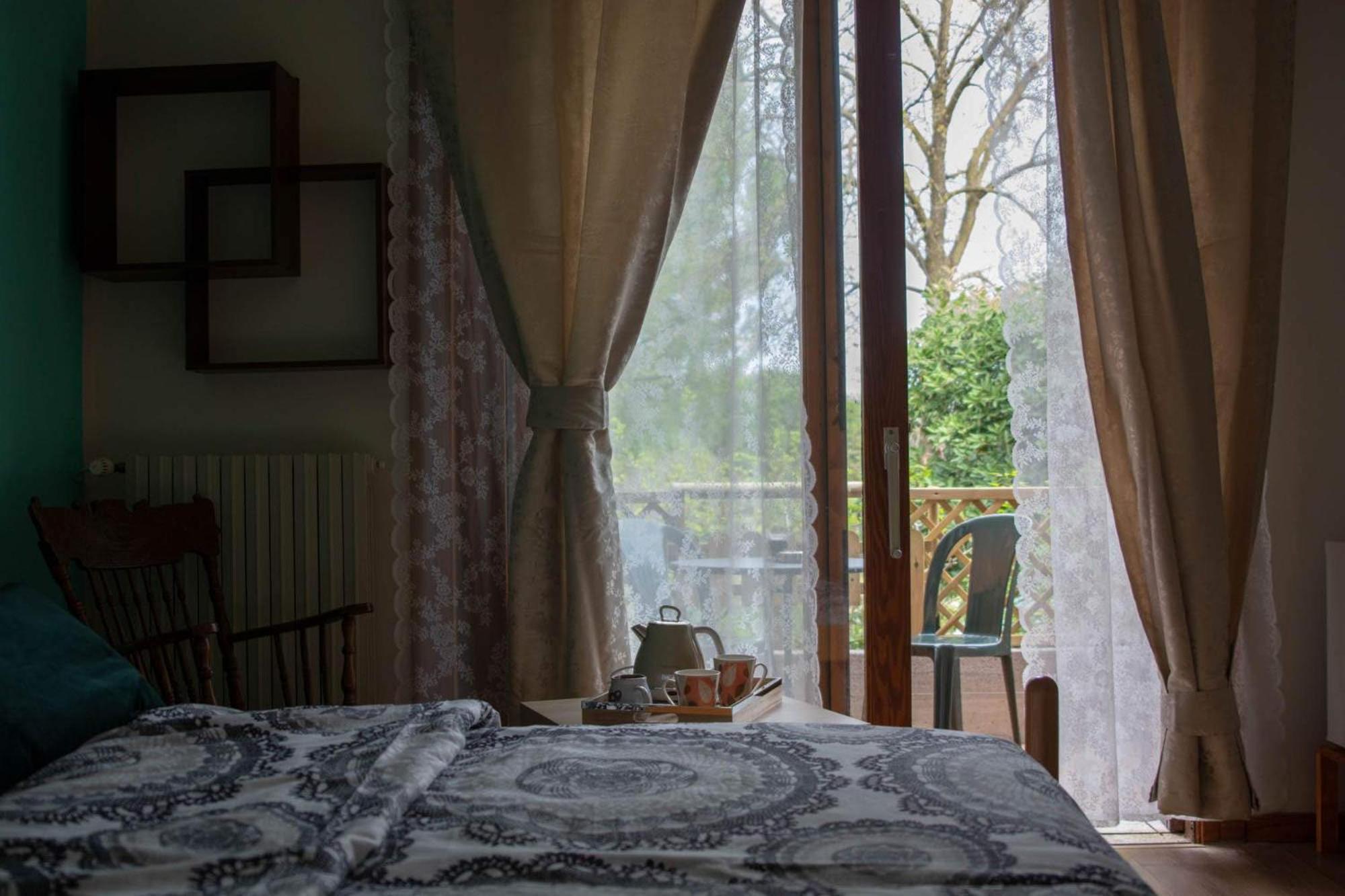 Bed and Breakfast El Rincon Del Artista Soiano Del Lago Exterior foto