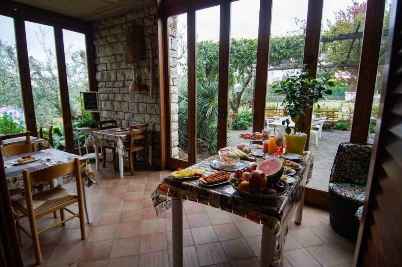 Bed and Breakfast El Rincon Del Artista Soiano Del Lago Exterior foto